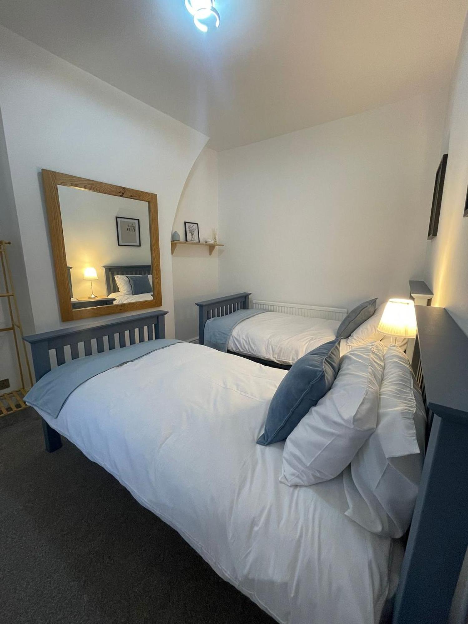 42 Handbridge * Chester