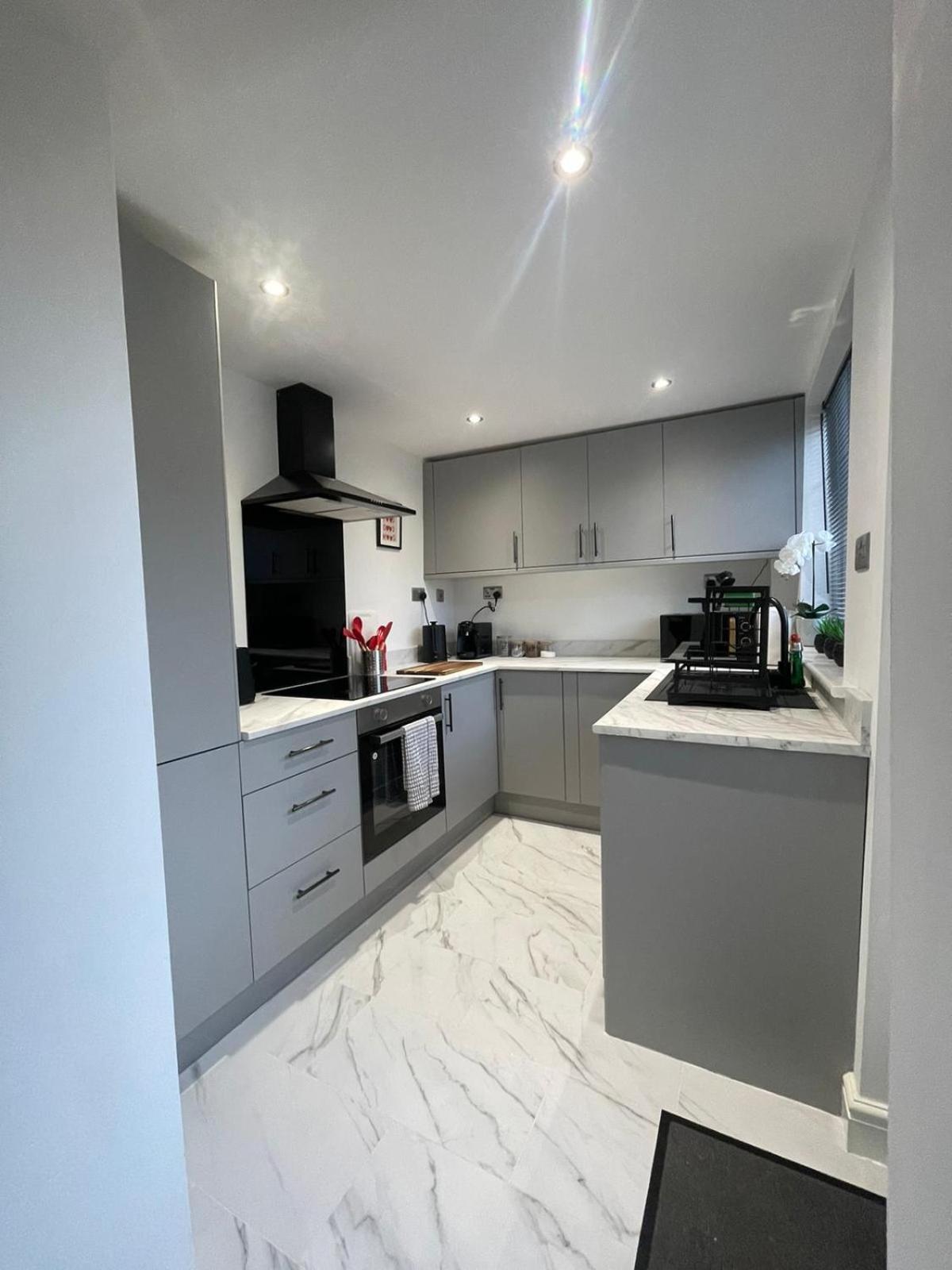 42 Handbridge